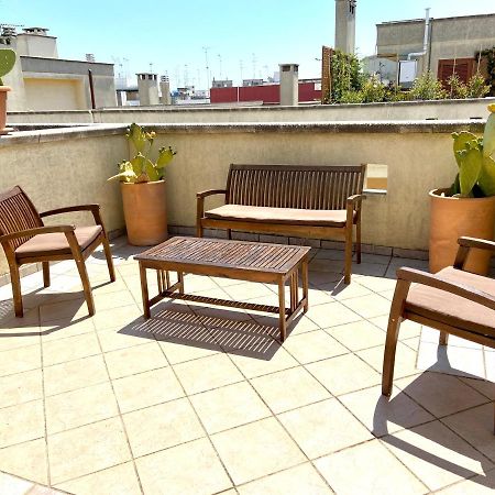 Ferienwohnung Attico Rudiae Lecce Exterior foto