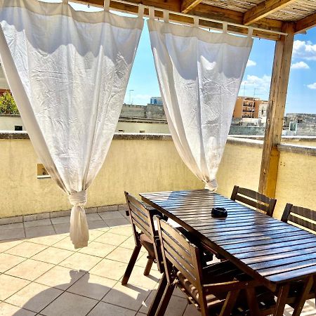 Ferienwohnung Attico Rudiae Lecce Exterior foto