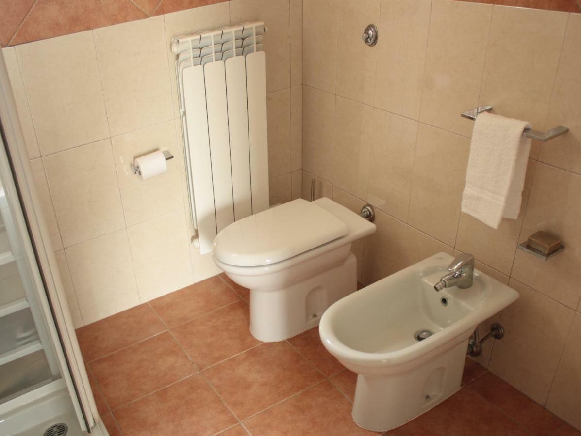 Ferienwohnung Attico Rudiae Lecce Exterior foto