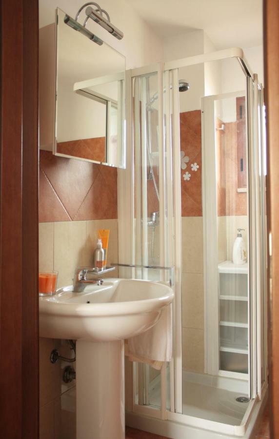 Ferienwohnung Attico Rudiae Lecce Exterior foto